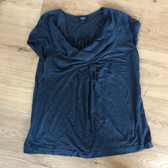 Cowl neck tee - Picture 2 of 4